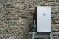 Bradley Digital Smoker 4-Rack / Elektro Räucherofen 20 Bradley Digital Smoker 4-Rack / Elektro Räucherofen -Grillfuerst Speichern 13238 Bradley Smoker digital 4r