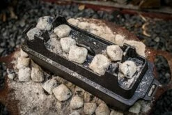 Grillfürst Dutch Oven Set BBQ Kastenform BK4 Aus Gusseisen - X-DEAL Inkl. Tragetasche / Aufbewahrungstasche, Gusseisen Pflege Und Deckelheber -Grillfuerst Speichern BBQ Kastenform Briketts