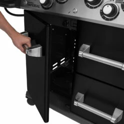 Broil King Imperial 690 XL PRO Black IR Gasgrill - Modell 2023 -Grillfuerst Speichern Broil King Imperial 690 IR Tuer Unterschrank