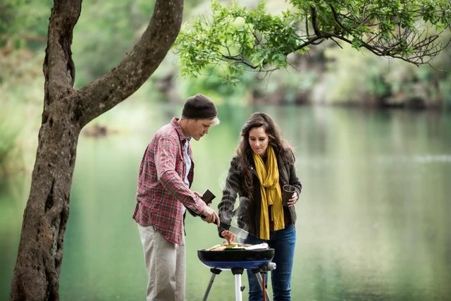 CADAC Camping Gasgrill Carri Chef 50 / BBQ Plancha + Dome - 30 Mbar 7 CADAC Camping Gasgrill Carri Chef 50 / BBQ Plancha + Dome - 30 Mbar – Bild 5