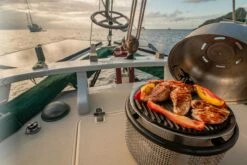 Cobb Grill Supreme Deluxe 2.0 Holzkohlegrill - Modell 2023 -Grillfuerst Speichern Cobb Grill Supreme Deluxe 2 0 600 1 Griddle