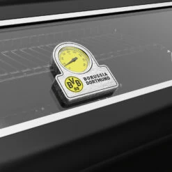 Grillfürst G750E Borussia Dortmund Edition 7-Brenner Doppelkammer - Gasgrill Mit Hochtemperaturbrenner, Seitenkocher, Heckbrenner Und Edelstahl Rosten -Grillfuerst Speichern Grillfuerst BVB Gasgrill Deckelthermometer Logo Borussia Dortmund 1