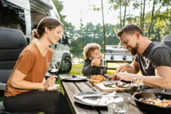 Grillfürst G201E 2-Brenner Gasgrill Portabel V2 - Campinggrill / Balkongrill 50mbar - Inkl. Untergestell -Grillfuerst Speichern Grillfuerst Campinggrill Picknich unterwegs