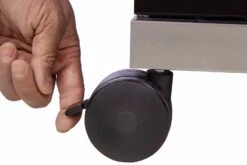 Grillfürst G520G 5-Brenner Gasgrill Mit Hochtemperaturbrenner, Heckbrenner Und Gusseisen Rosten - X-DEAL Inkl. Zubehörpaket 36 Grillfürst G520G 5-Brenner Gasgrill Mit Hochtemperaturbrenner, Heckbrenner Und Gusseisen Rosten - X-DEAL Inkl. Zubehörpaket -Grillfuerst Speichern Grillfuerst Gasgrill G520G Lenkrollen mit Feststellbremse