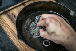 Grillfürst Dutch Oven Set / Gusseisen Pflegeset -Grillfuerst Speichern Gusseisen Reiniger