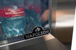 Napoleon Outdoor - Kühlschrank, 135 Liter, Linksdrehende Tür Mit Doppelverglasung Und LED Beleuchtung - Wasserdicht Nach IP24 -Grillfuerst Speichern NFR135ORGL Napoleon Kuehlschrank doppelt verglast