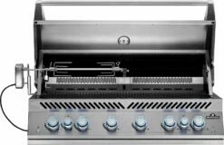 Napoleon 700-Series 44" BIG44 Edelstahl Einbaugrill Inkl. Drehspieß - Modell 2023 17 Napoleon 700-Series 44" BIG44 Edelstahl Einbaugrill Inkl. Drehspieß - Modell 2023 -Grillfuerst Speichern Napoleon Einbaugrill BIG44 Rotisserie links