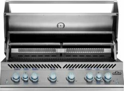 Napoleon 700-Series 44" BIG44 Edelstahl Einbaugrill Inkl. Drehspieß - Modell 2023 21 Napoleon 700-Series 44" BIG44 Edelstahl Einbaugrill Inkl. Drehspieß - Modell 2023 -Grillfuerst Speichern Napoleon Einbaugrill BIG44 Warmhalterost vorne