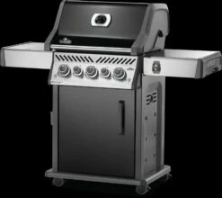 Napoleon Rogue SE 425 Gasgrill, Schwarz Mit Gussrosten - Hero Modell 2023 Inkl. Drehspieß - SMART Deal Inkl. Grillfürst Grill Control -Grillfuerst Speichern Napoleon Gasgrill RSE425 Hero Drehregler beleuchtet 1