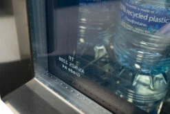 Napoleon Outdoor - Kühlschrank, 135 Liter, Rechtsdrehende Tür Mit Doppelverglasung Und LED Beleuchtung - Wasserdicht Nach IP24 -Grillfuerst Speichern Napoleon Kuehlschrank Doppelglas Tuer