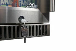 Napoleon Outdoor - Kühlschrank, 135 Liter, Linksdrehende Tür Mit Doppelverglasung Und LED Beleuchtung - Wasserdicht Nach IP24 -Grillfuerst Speichern Napoleon Kuehlschrank abschliessbarNFR135OLGL