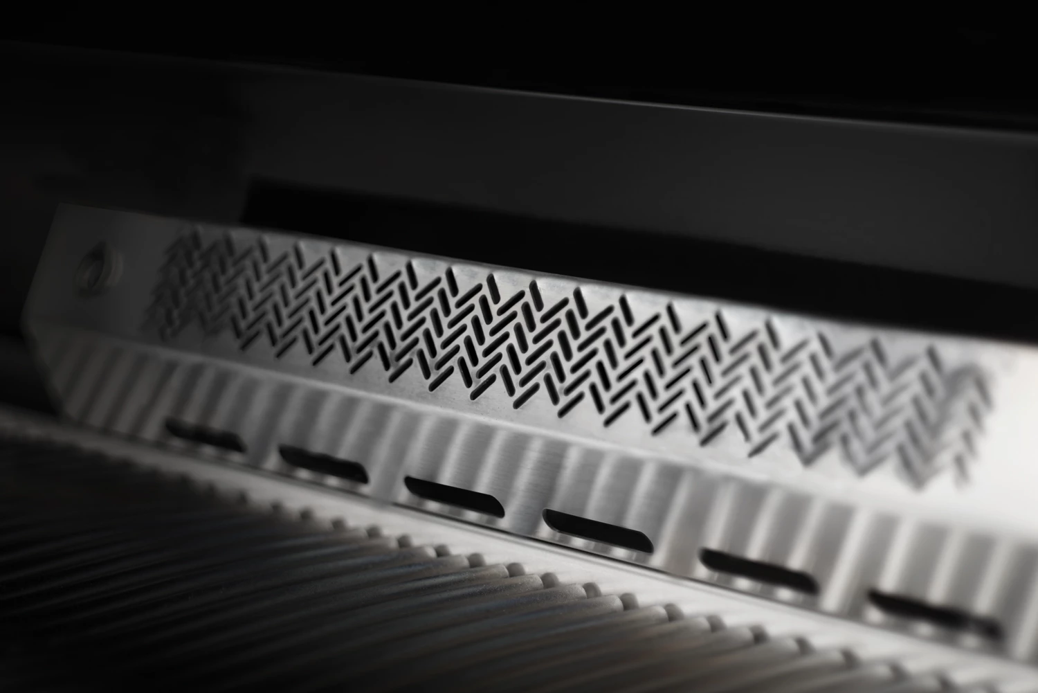 Napoleon Outdoor Küche Oasis Compact 105 Mit BIG32 Einbaugrill Und Einbau Sizzle Zone - Inkl. Arbeitsplatte Aus Feinsteinzeug 10 Napoleon Outdoor Küche Oasis Compact 105 Mit BIG32 Einbaugrill Und Einbau Sizzle Zone - Inkl. Arbeitsplatte Aus Feinsteinzeug – Bild 8