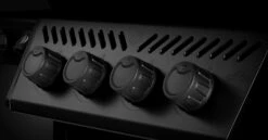 Napoleon Phantom Freestyle 425 Gasgrill, Mattschwarz - Mit Sizzle Zone Und Tür - Modell 2023 26 Napoleon Phantom Freestyle 425 Gasgrill, Mattschwarz - Mit Sizzle Zone Und Tür - Modell 2023 -Grillfuerst Speichern Napoleon Phantom Freestyle F425DSIBPK PHM Detail Control Panel