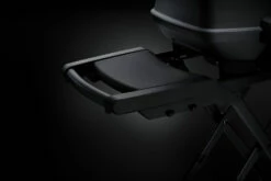 Napoleon Phantom TravelQ PRO285X Kompakt Gasgrill, Mattschwarz - Mit Klappbarem Wagen Inkl. Warmhalterost - Modell 2023 20 Napoleon Phantom TravelQ PRO285X Kompakt Gasgrill, Mattschwarz - Mit Klappbarem Wagen Inkl. Warmhalterost - Modell 2023 -Grillfuerst Speichern Napoleon Phantom TravelQ PRO285X Seitenablagen mattschwarz