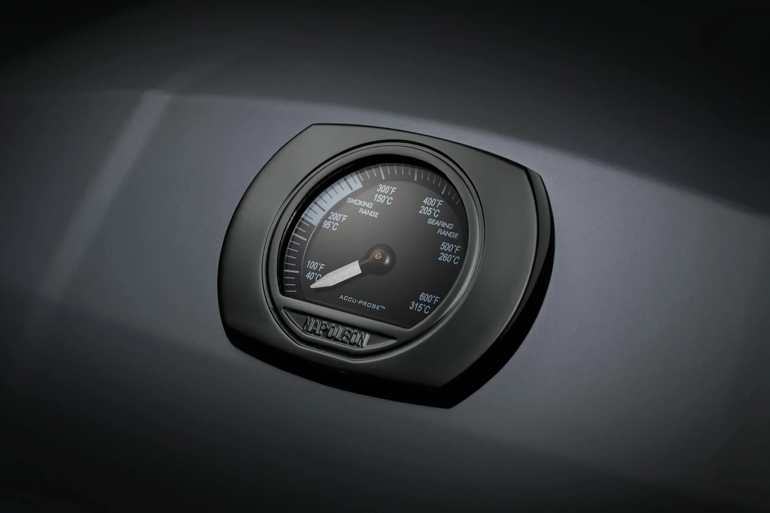 Napoleon Phantom TravelQ PRO285X Kompakt Gasgrill, Mattschwarz - Mit Klappbarem Wagen Inkl. Warmhalterost - Modell 2023 11 Napoleon Phantom TravelQ PRO285X Kompakt Gasgrill, Mattschwarz - Mit Klappbarem Wagen Inkl. Warmhalterost - Modell 2023 – Bild 9