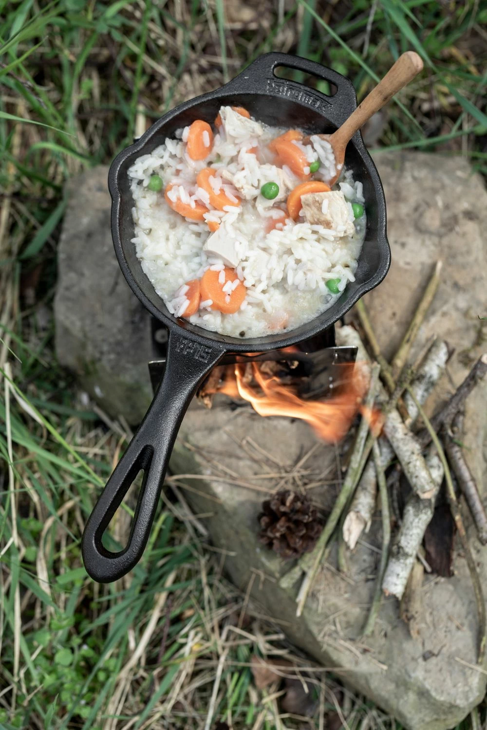 Petromax Feuerpfanne Gusseisen Fp15-t Mit Stiel 4 Petromax Feuerpfanne Gusseisen Fp15-t Mit Stiel – Bild 2