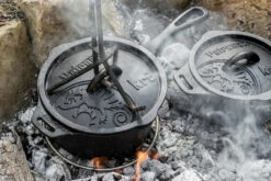 Petromax Gusseiserne Kasserolle Mit Deckel Kr2 -Grillfuerst Speichern Petromax Kasserolle Saucentopf Feuertopf kr2 kr1