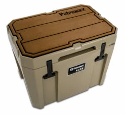 Petromax Kühlbox 25 Liter Sand - Inkl. Sitzkissen, Haft-Unterlage Und Einsatzkorb -Grillfuerst Speichern Petromax kx25 padw l Haft Auflage Kuehlbox kx25 sand braun Linien 5 1625042111