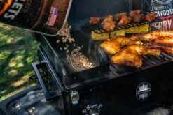 Pit Boss Pelletgrill Navigator 150 -Grillfuerst Speichern Pit Boss Pelletgrill Navigator 150 10805 Hopper