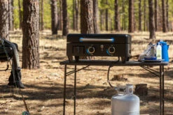 Pit Boss Plancha Grill Ultimate Plancha 2-Brenner - Mit Untergestell -Grillfuerst Speichern Pit Boss Planchagrill Tischgrill Ultimate 2 Brenner