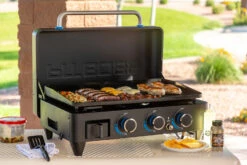 Pit Boss Plancha Grill Ultimate Plancha 3-Brenner - Mit Untergestell -Grillfuerst Speichern Pit Boss Planchagrill Ultimate 3 Brenner Tischgrill 1