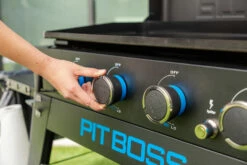 Pit Boss Plancha Grill Ultimate Plancha 4-Brenner - Mit Untergestell -Grillfuerst Speichern Pit Boss Planchagrill Ultimate 4 Brenner Drehregler 1