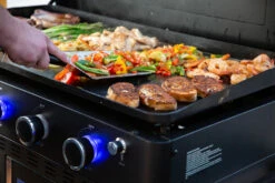 Pit Boss Planchagrill Ultimate Plancha 5-Brenner - Grillstation -Grillfuerst Speichern Pit Boss Planchagrill Ultimate 5 Brenner massive Gussplancha