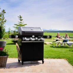 Rösle Gasgrill Videro G4-S Vario+ Nero Matt-schwarz - Modell 2023 -Grillfuerst Speichern Roesle Videro G4 S Vario NERO matt schwarz Vario Halter