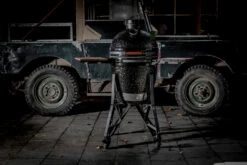 The Bastard Keramikgrill Classic Medium - Complete - Schwarz Glänzend - Modell 2023 31 The Bastard Keramikgrill Classic Medium - Complete - Schwarz Glänzend - Modell 2023 -Grillfuerst Speichern The Bastard Classic Medium Untergestell Seitentischel