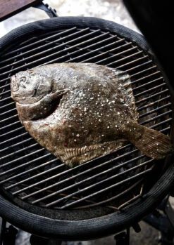 The Bastard Keramikgrill Urban Medium - Complete - Schwarz Matt - Modell 2023 -Grillfuerst Speichern The Bastard Medium Keramikgrill Grillflaeche