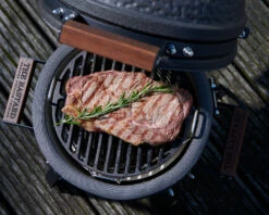 The Bastard Keramikgrill Urban Small - Schwarz Matt - Modell 2023 25 The Bastard Keramikgrill Urban Small - Schwarz Matt - Modell 2023 -Grillfuerst Speichern The Bastard Urban Small Keramikgrill