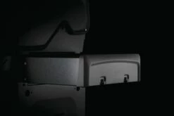 Napoleon Rogue 425 Gasgrill - All Black - Modell 2023 -Grillfuerst Speichern napoleon rogue gasgrill seitenablage 4