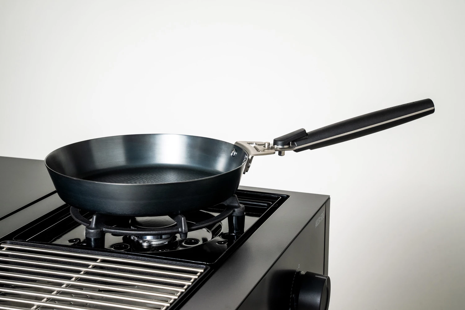 Outdoorchef Carbonstahl Pfanne Ø 24 Cm 9 Outdoorchef Carbonstahl Pfanne Ø 24 Cm – Bild 7