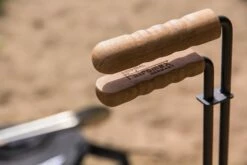 Petromax Profi-Deckelheber Für Dutch Oven -Grillfuerst Speichern petromax deckelheber griff detail